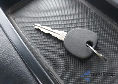 2011 Chevrolet Silverado 1500 Lt from USA, damaged, VIN 1GCRKSE35BZ105695